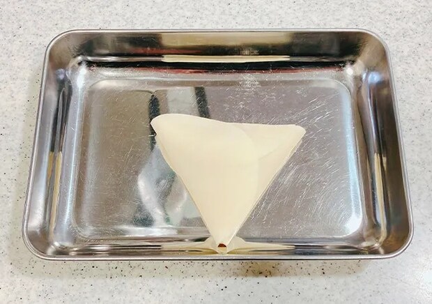 餃子の皮と『メルティーキッス』（撮影：grape編集部）