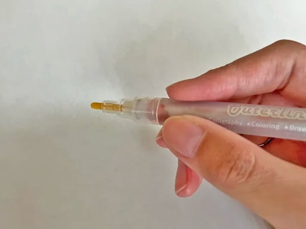 ダイソー『ふちどりマーカー』の写真（撮影：grape編集部）