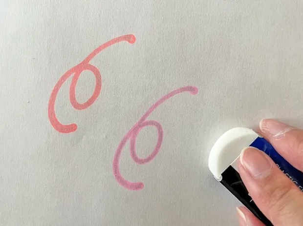 ダイソー『ふちどりマーカー』の写真（撮影：grape編集部）