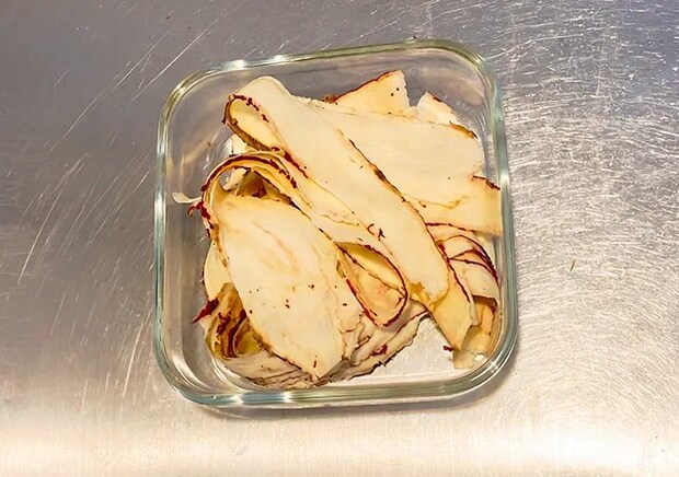 サツマイモと大葉（撮影：grape編集部）