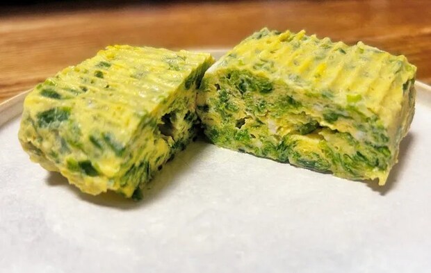 『レンジで簡単 だし巻きたまご』で作っただし巻き卵の写真