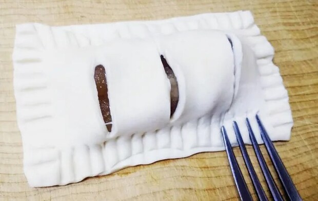 『りんご酢アップルパイ』を作る写真（撮影：エニママ）