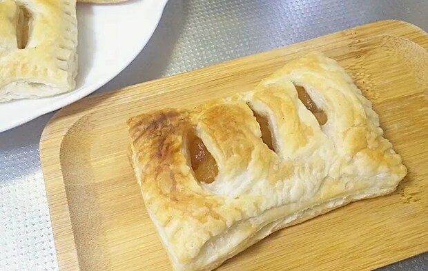 『りんご酢アップルパイ』の完成写真（撮影：エニママ）