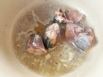 サバ缶とブロッコリーを蒸すと…？　できた一品に「子供がパクパク」「本格的」【缶詰レシピ】