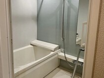 そこも汚れてたとは…　浴室掃除で見逃しがちな場所に「今すぐ確認」「盲点だった」【掃除テク4選】