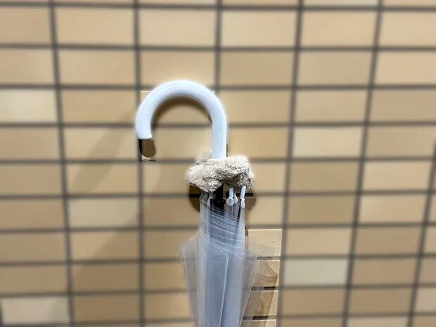 『傘用吸水シュシュ』の画像（撮影：grape編集部）