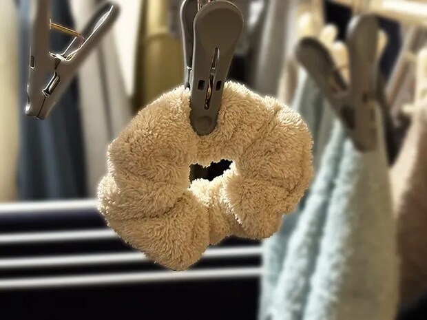 『傘用吸水シュシュ』の画像（撮影：grape編集部）