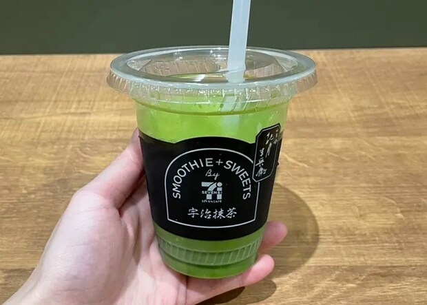 『宇治抹茶スムージー』の写真（撮影：grape編集部）