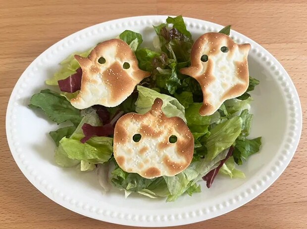 餃子の皮チップスの写真（撮影：grape編集部）