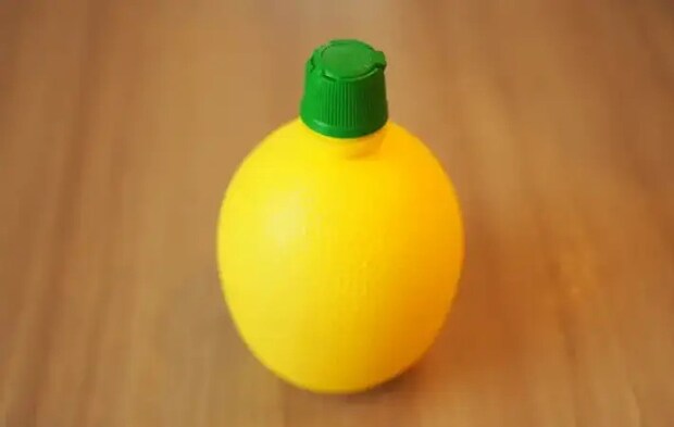 ミニサイズのポッカレモン