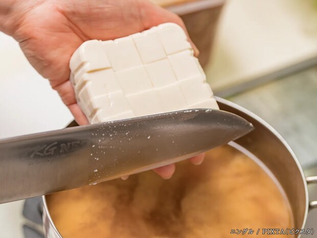 味噌汁用の豆腐、おすすめのサイズは？　日本豆腐協会が回答【味噌汁の作り方】