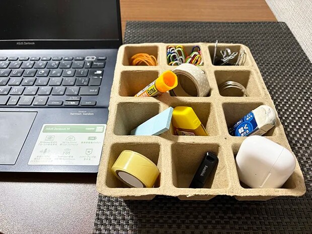 セリアの紙ポット角型・12個連結タイプの画像