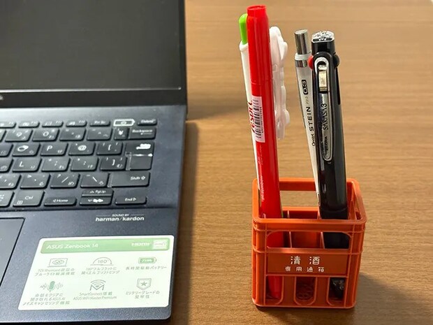 『ミニチュア　一升瓶ケース』の画像