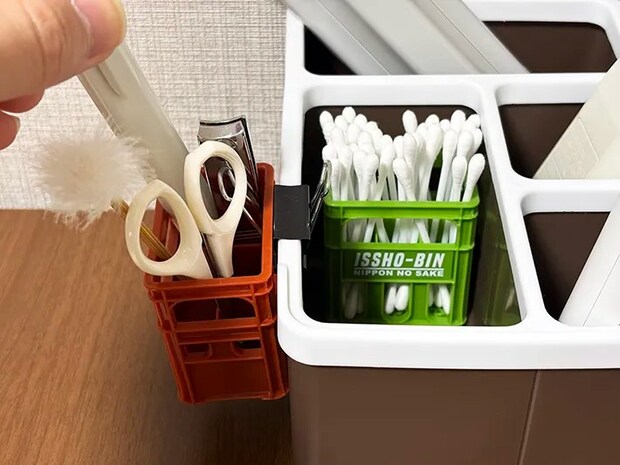 『ミニチュア　一升瓶ケース』の画像