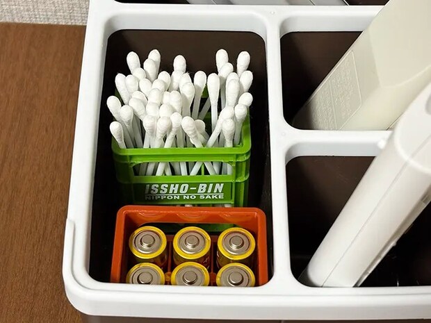 『ミニチュア　一升瓶ケース』の画像