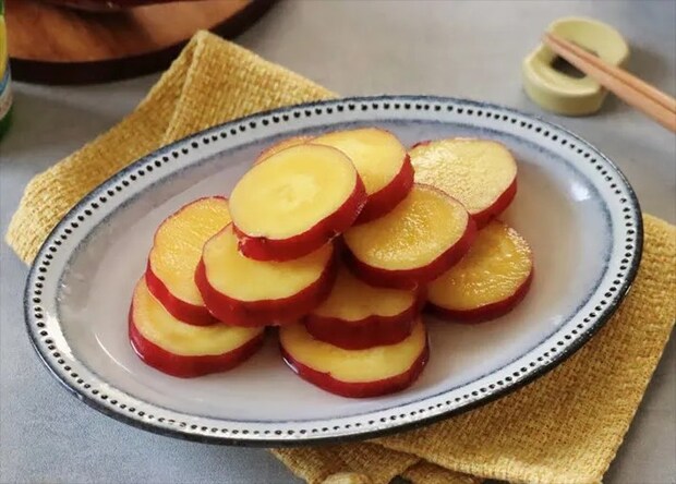 『さつまいものレモン煮』の写真