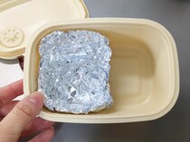 お弁当をアルミホイルで仕切ると…？　企業が考えた活用法に目からウロコ