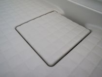 ウタマロクリーナーで排水口を洗うと？　仕上がりに「驚き」「リピ決定」【排水口掃除術4選】