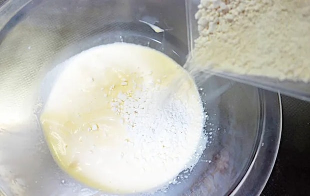 『しらたま団子』を作る写真（撮影：エニママ）