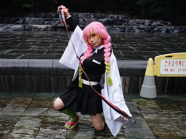 甘露寺蜜璃のコスプレの写真（撮影：grape編集部）