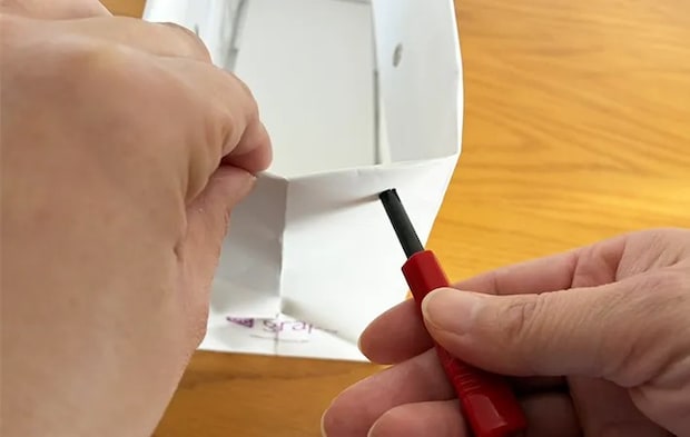 紙袋を使った収納術（撮影：grape編集部）