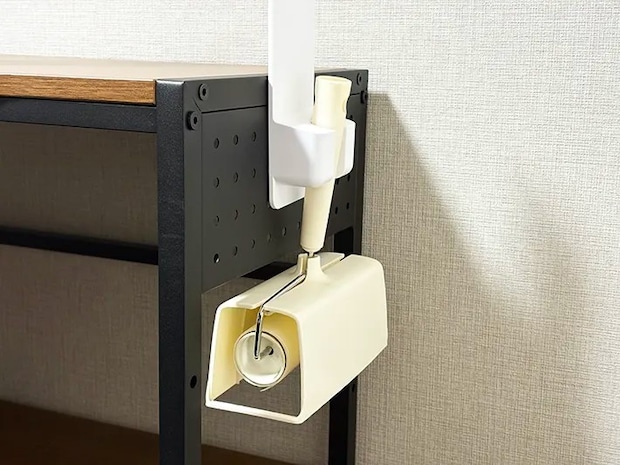 ダイソーの『シャワーホルダー』の画像（撮影：grape編集部）