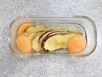 【簡単レシピ】斜め薄切りのサツマイモを並べて？　完成した一品にたまらん…！