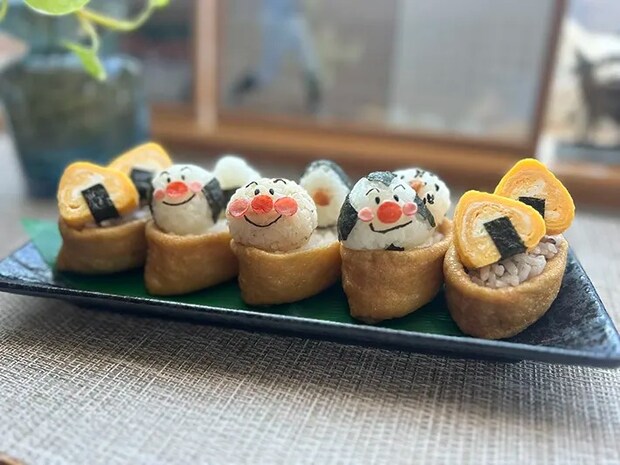 アンパンマンモチーフのおにぎりの写真