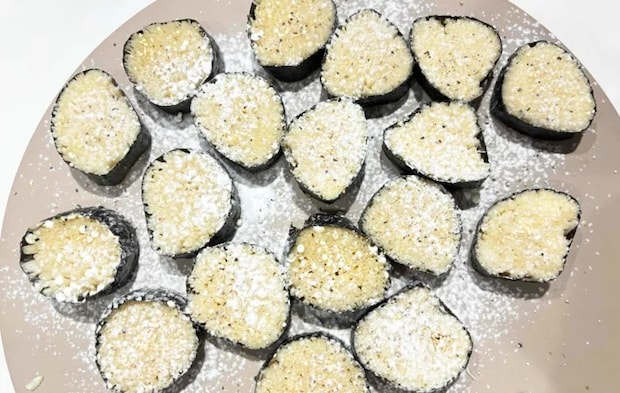 『ホタテ風エノキソテー』を作る写真（撮影：エニママ）