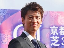 【いい推しの日】40～50代女性が『今注目する芸能人』は誰？　上位5組を紹介！