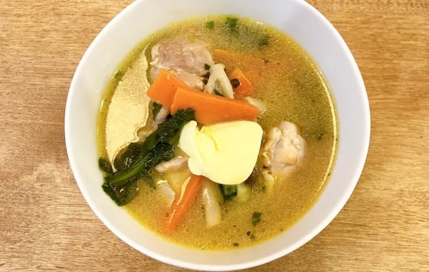 『きのこと鶏の味噌バター絶品汁』の完成写真（撮影：エニママ）