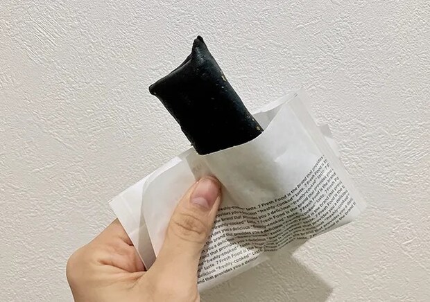 『黒いすき焼き春巻』（撮影：grape編集部）