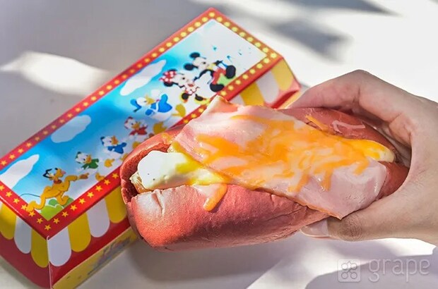 グラタンドッグの写真（撮影：grape編集部）