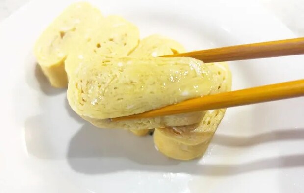 『おでんの素でだし巻き玉子』の完成写真（撮影：エニママ）