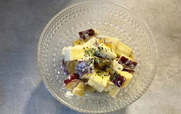 サツマイモとチーズのサラダの写真（撮影：エニママ）