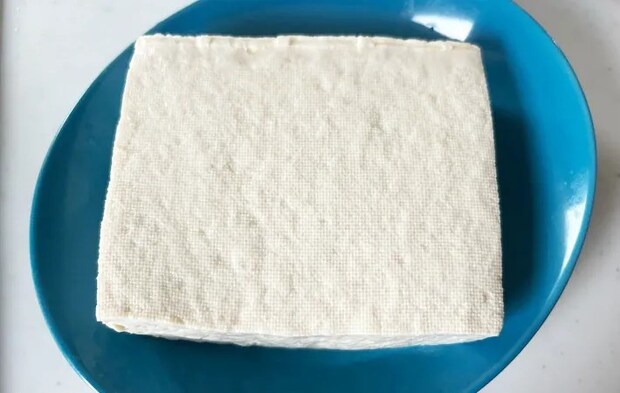 『ボウル1つで作れる麻婆豆腐』を作る写真（撮影：エニママ）