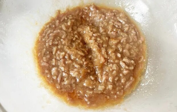 『ボウル1つで作れる麻婆豆腐』を作る写真（撮影：エニママ）