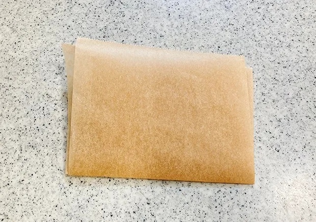 クッキングシート（撮影：grape編集部）