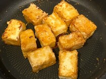 厚揚げ1枚でここまでできるのか！　作って分かった『主役レベル』の簡単おかず