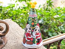 ディズニーのお土産チョコがすごい…　食べ終わった後も使えるワケは『缶の形』にあった！【クリスマス限定】