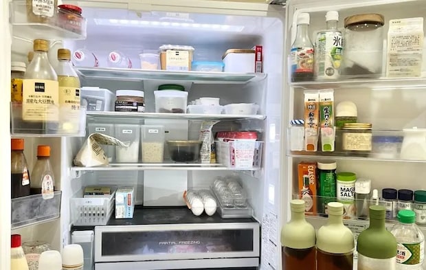 扉が開いた冷蔵庫の写真（撮影：Classy Life）