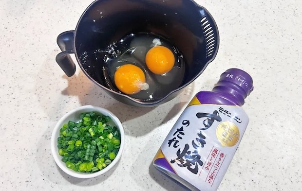 『すき焼のたれで作る卵焼き』の材料写真（撮影：エニママ）