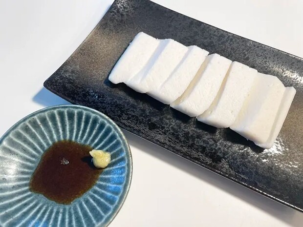 はんぺんを刺身にした写真