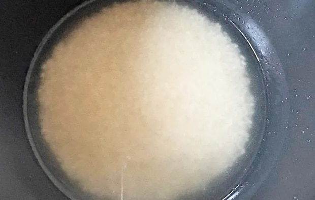 『さつまいも×タケノコご飯』を作る写真（撮影：エニママ）