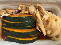 【レンチンレシピ】味つけはめんつゆのみ！　秋の味覚をたっぷり食べる焼きびたし