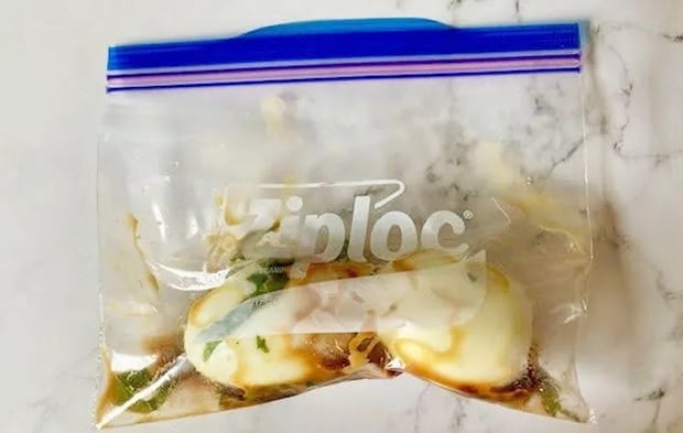 『大葉味噌味玉』を作る写真（撮影：エニママ）