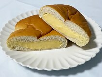 話題の『もれそうなメガクリームパン』とは？　普通のクリームパンではなく…【コンビニ】