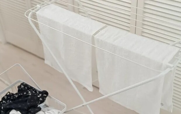 タオルを干している写真（撮影：Heulie）