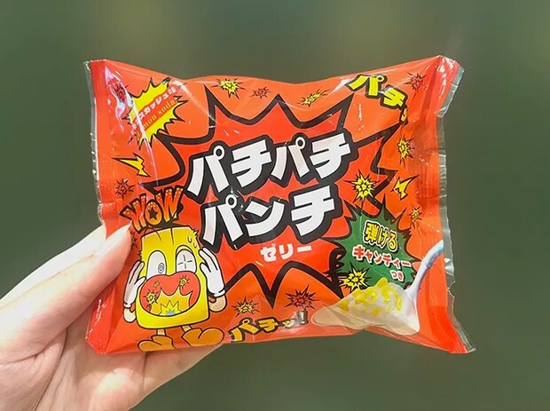 『パチパチパンチゼリー』の写真（撮影：grape編集部）