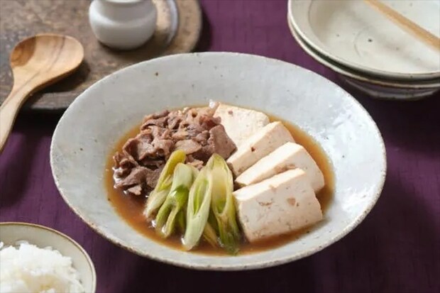 『レンジで作る肉豆腐』の写真